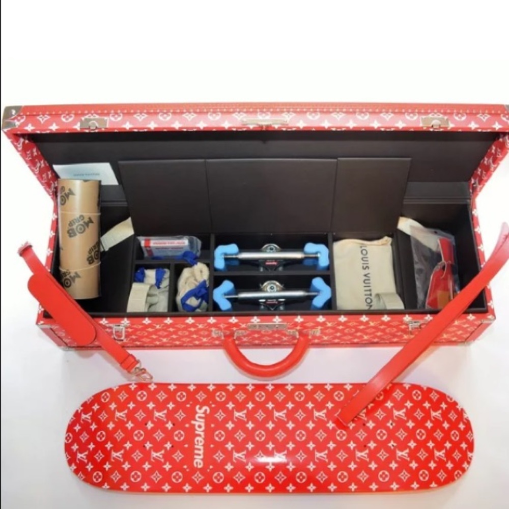 Louis Vuitton Biote Supreme Skateboard